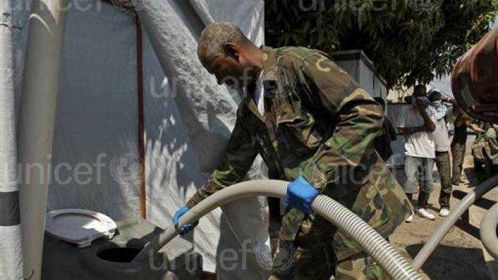 Emptying a septic tank